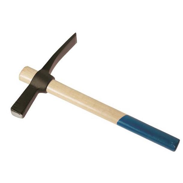 Молоток каменщика 0.6 кг деревянная ручка